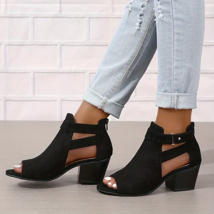 Zavanova - Orthopedic Retro Sandals with Stacked Heel