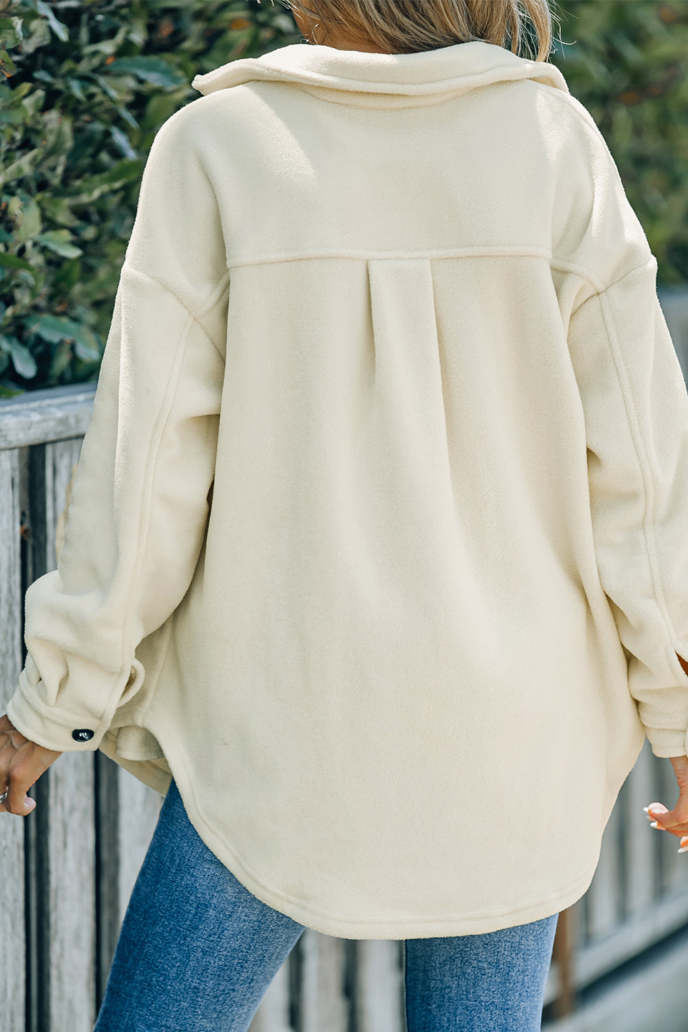 Chic Button-Up Wool-Blend Jacket with Front Pockets