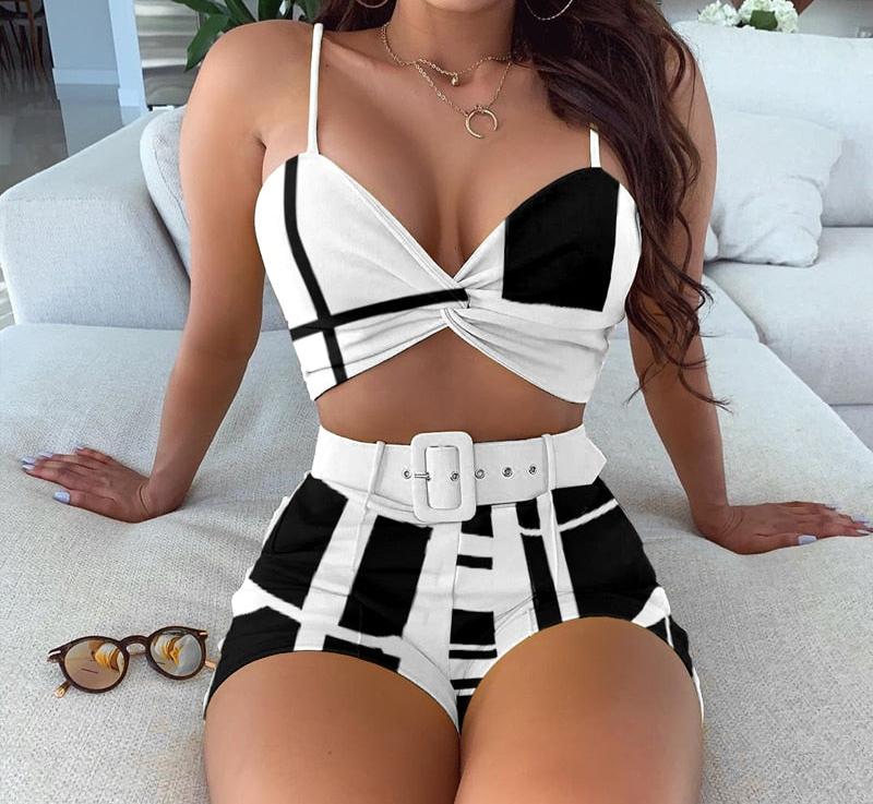 Colorblock Twisted Top & Shorts Set