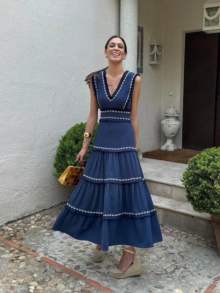 Elegant Sleeveless Tassel Dress