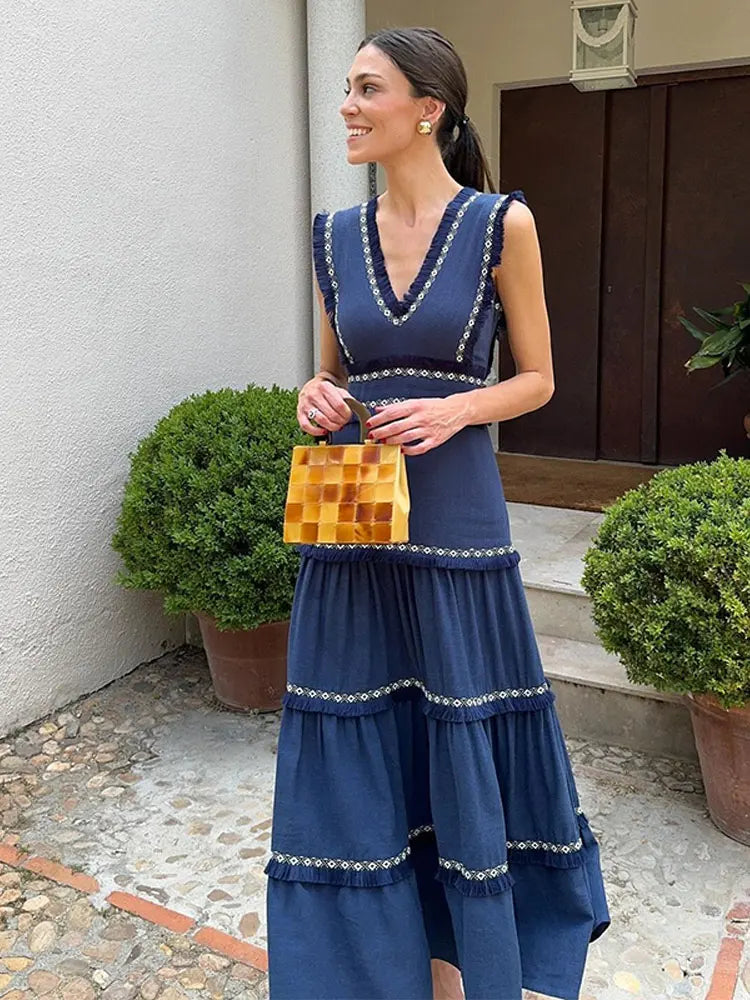 Elegant Sleeveless Tassel Dress