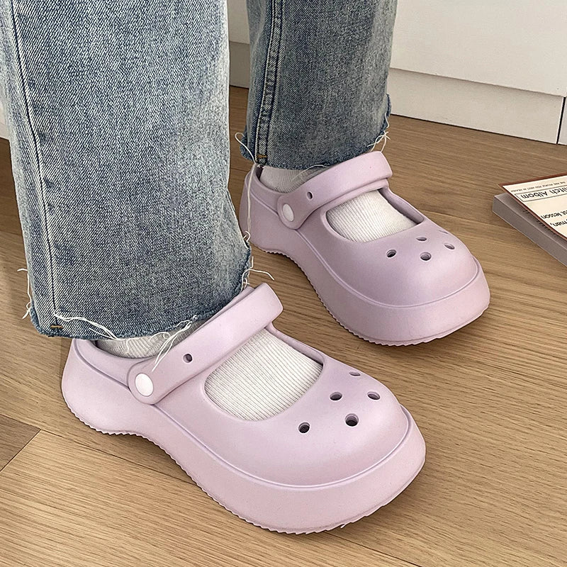 Bella Sol Summer Slippers
