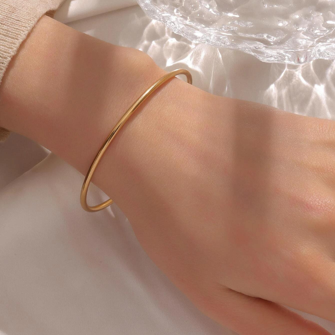 Sophie Women's Elegant Bracelet featuring a delicate link design, perfect for adding a touch of sophistication to any outfit.
