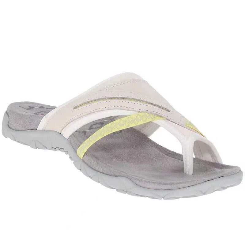 Image showing women's comfortable sandals with a supportive design, featuring crisscross straps and a durable sole, perfect for casual wear and all-day comfort.