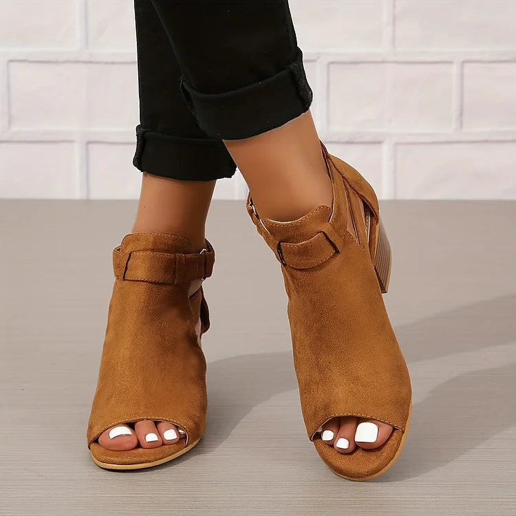Zavanova - Orthopedic Retro Sandals with Stacked Heel
