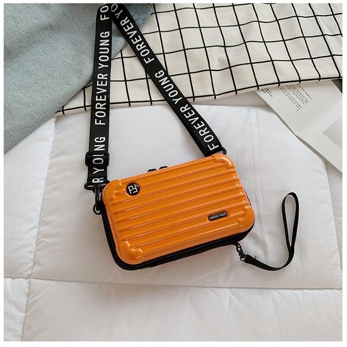 Mini Travel Case for Women | Stylish & Functional – Durable with Multiple Compartments