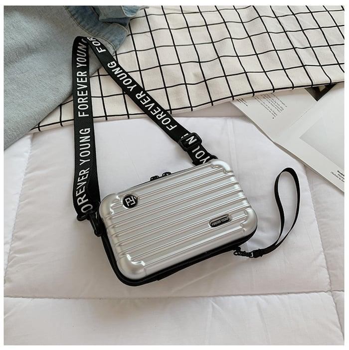 Mini Travel Case for Women | Stylish & Functional – Durable with Multiple Compartments