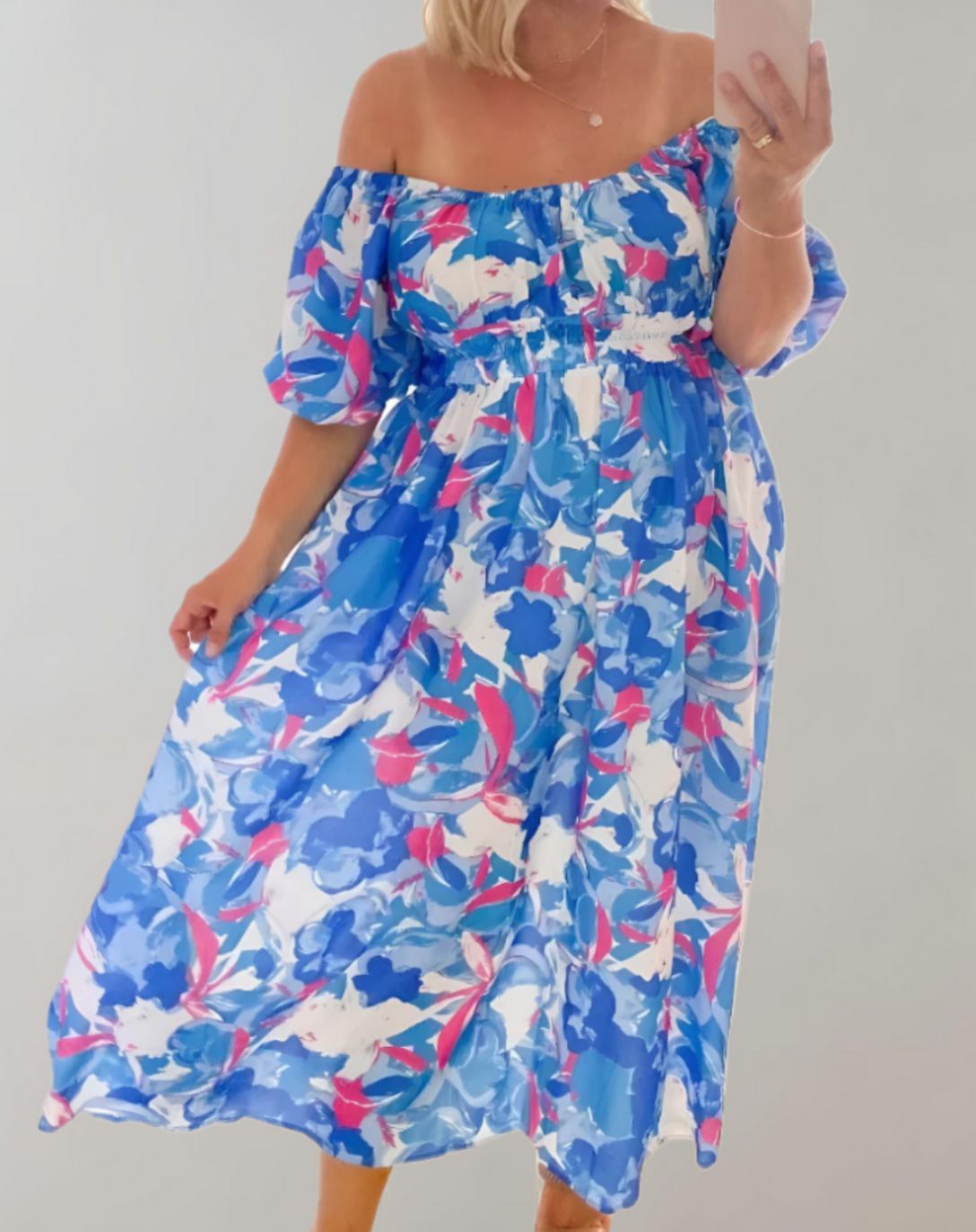 Freya - Floral U-neck dress with short puff sleeve