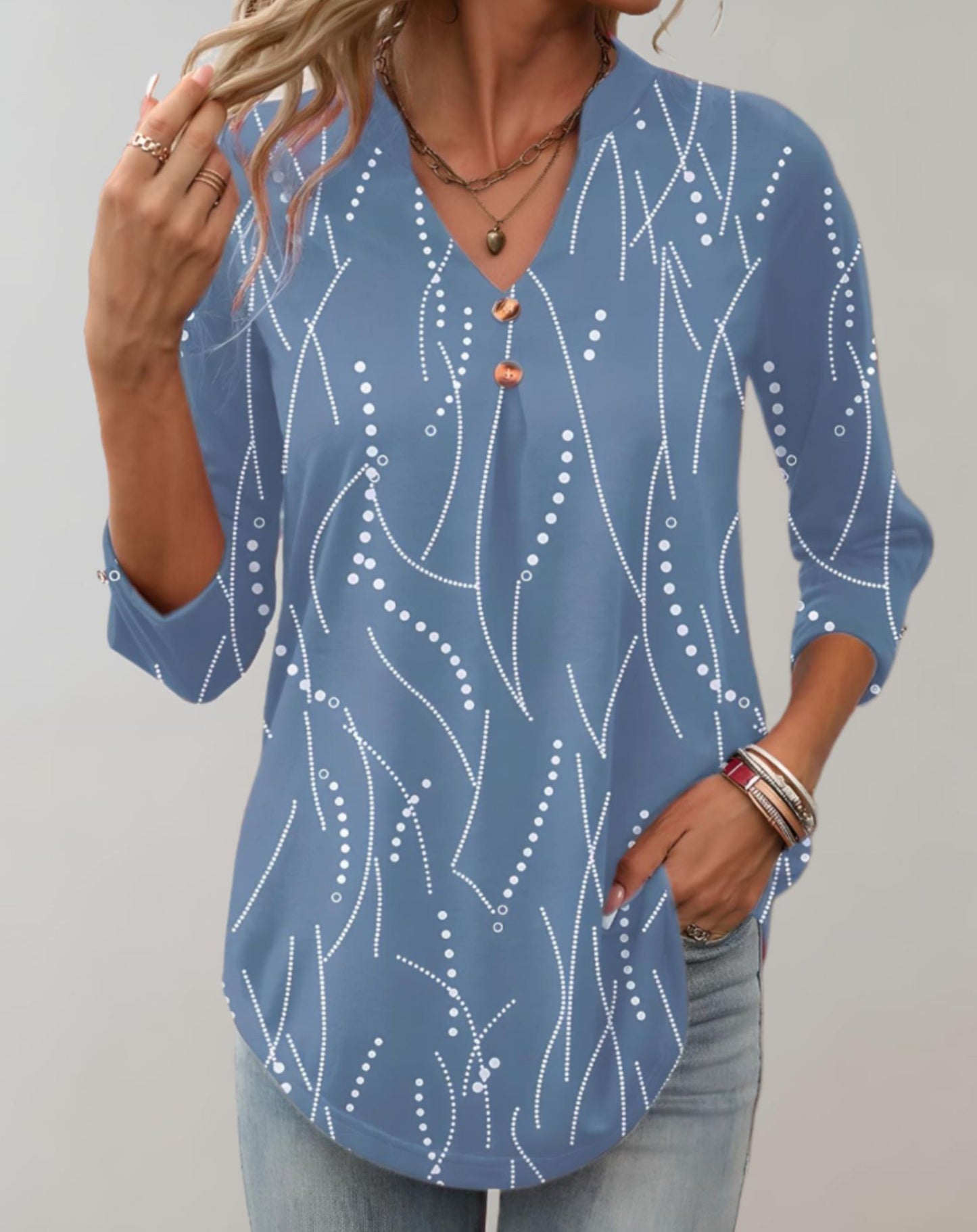 Srah - Elegant v-neck top with unique pattern