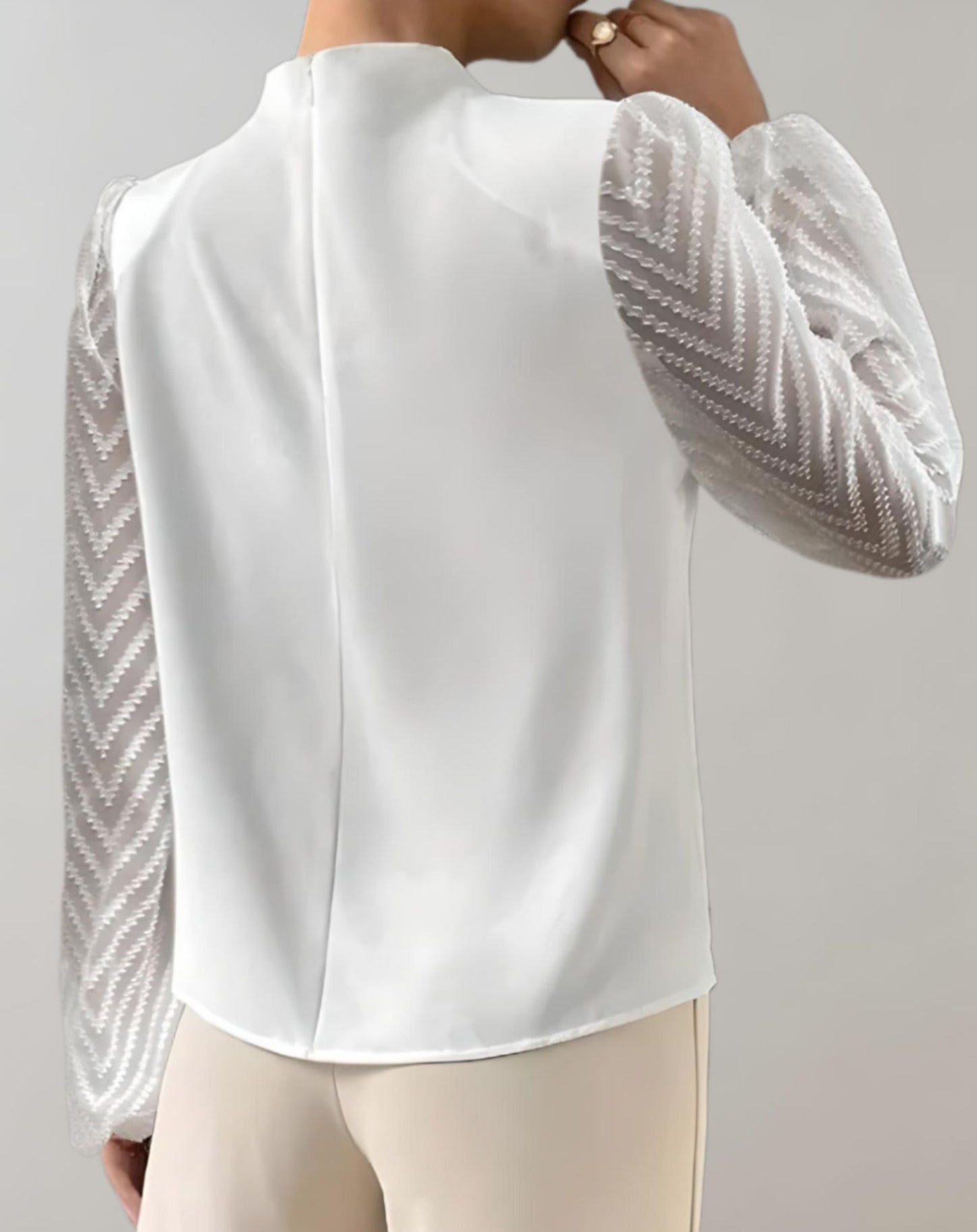 Fiona - Trendy High neck Top with long sleeve