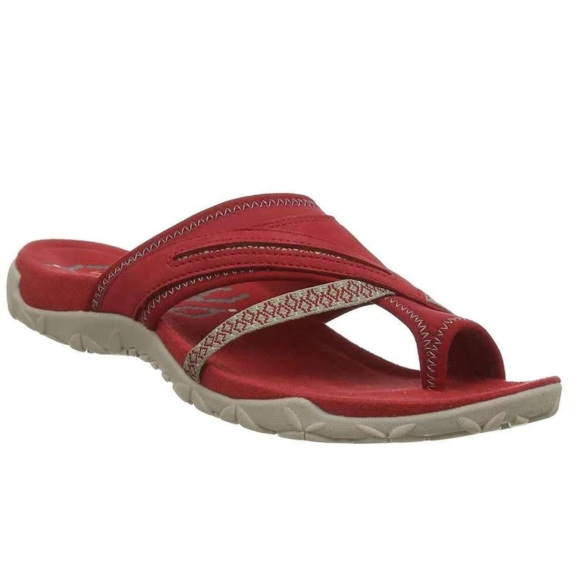 Image showing women's comfortable sandals with a supportive design, featuring crisscross straps and a durable sole, perfect for casual wear and all-day comfort.