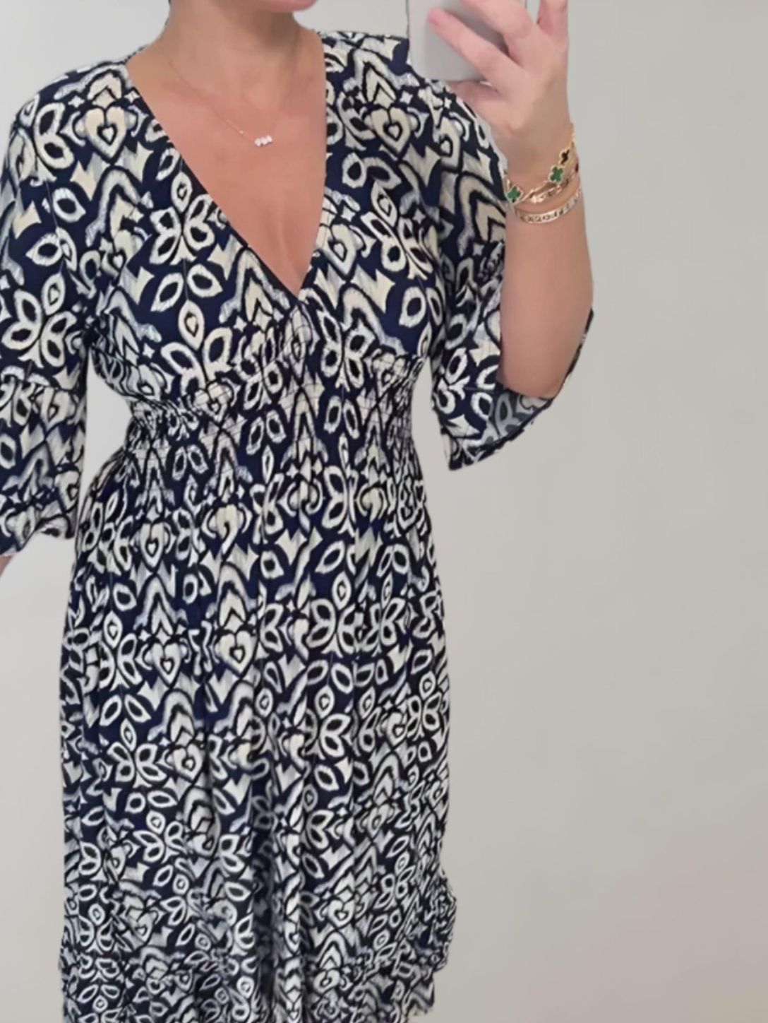 Mila - Elegant V-Neck Boho Dress