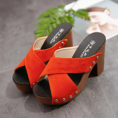 Zavanova - Platform Sandals with Color Block Design