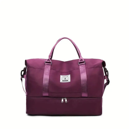 Women's travel bag with a spacious design, featuring sturdy handles, an adjustable strap, and smart compartments for organized storage. Perfect for weekend trips, gym sessions, or daily use, combining style and functionality for all your travel needs.