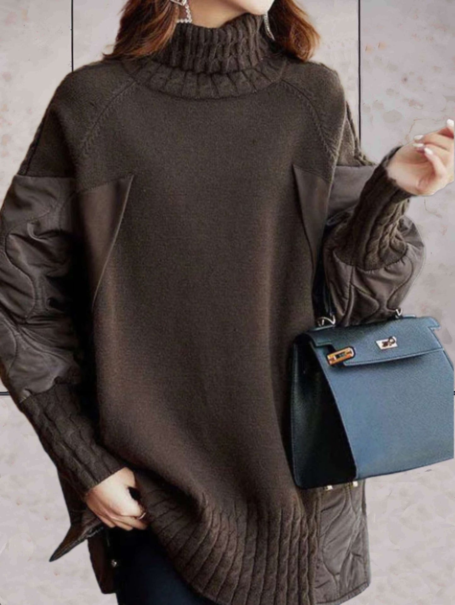 Harper - Classic Oversized Sweater with Turtleneck