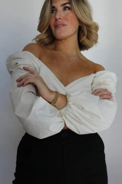 Elegant and minimalist design of Amelia | Women's Beaded Bracelet | Timeless Design Bracelet, perfect for adding a refined touch to any outfit.