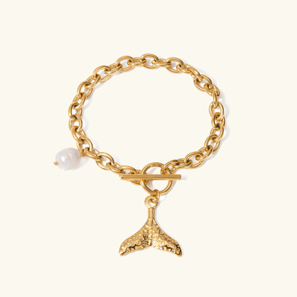 Close-up view of the Lily Women's Elegant Bracelet featuring delicate link design, showcasing its refined and timeless style, perfect for enhancing any outfit.