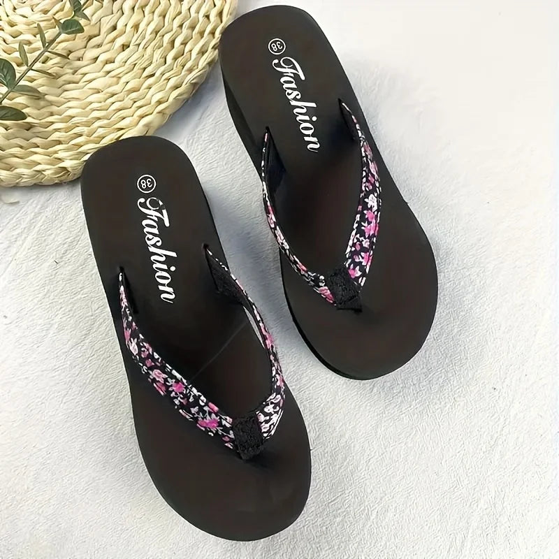 Aurora Chic Flower Pattern Fashion Slippers