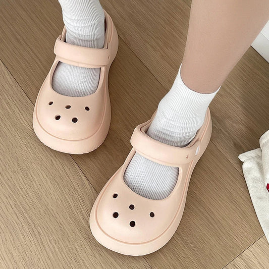 Bella Sol Summer Slippers