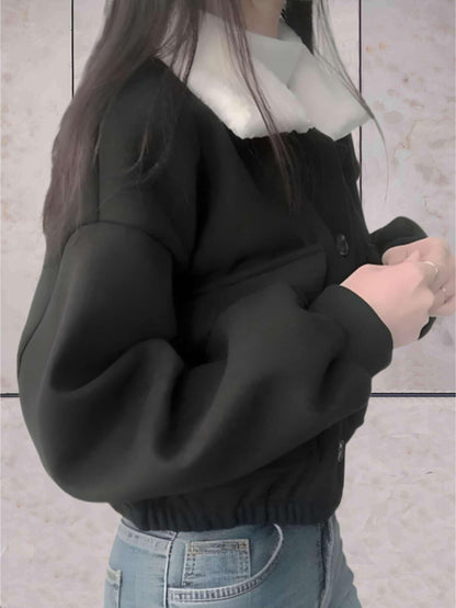 Amelia - Elegant Winter Wool Coat with Button Closure