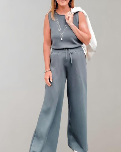 Sophia - Elegant 2-Piece Sleeveless Top and Wide-Leg Pant Set