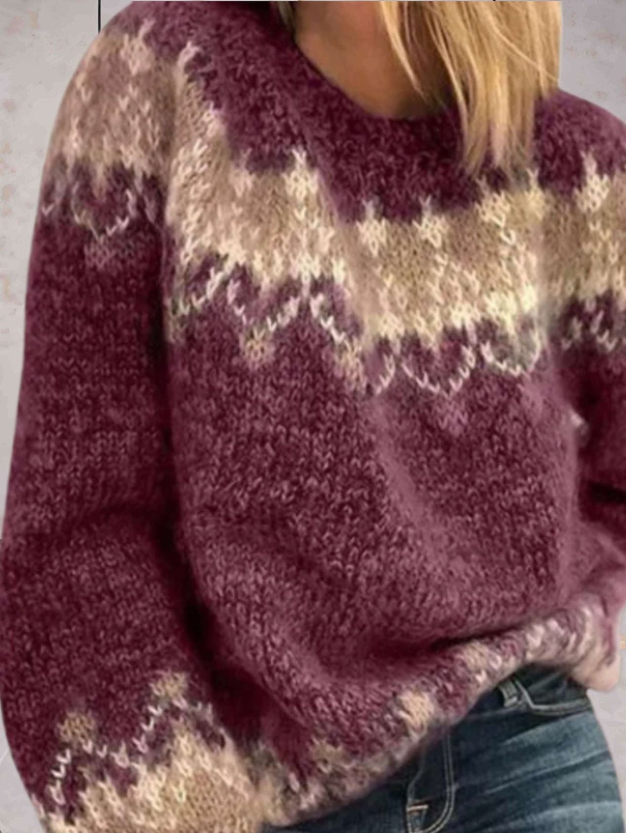 Isla - Classic Knit Sweater with Ribbed Details